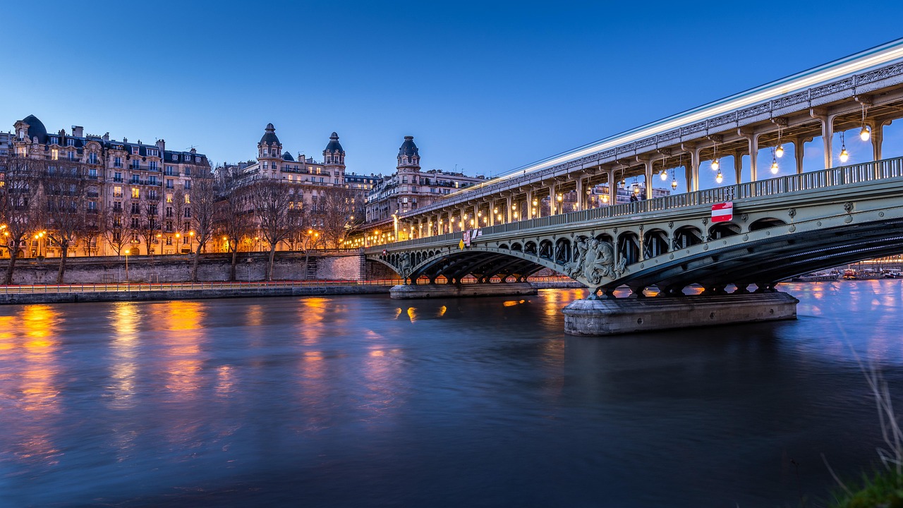 como fazer intercâmbio em paris