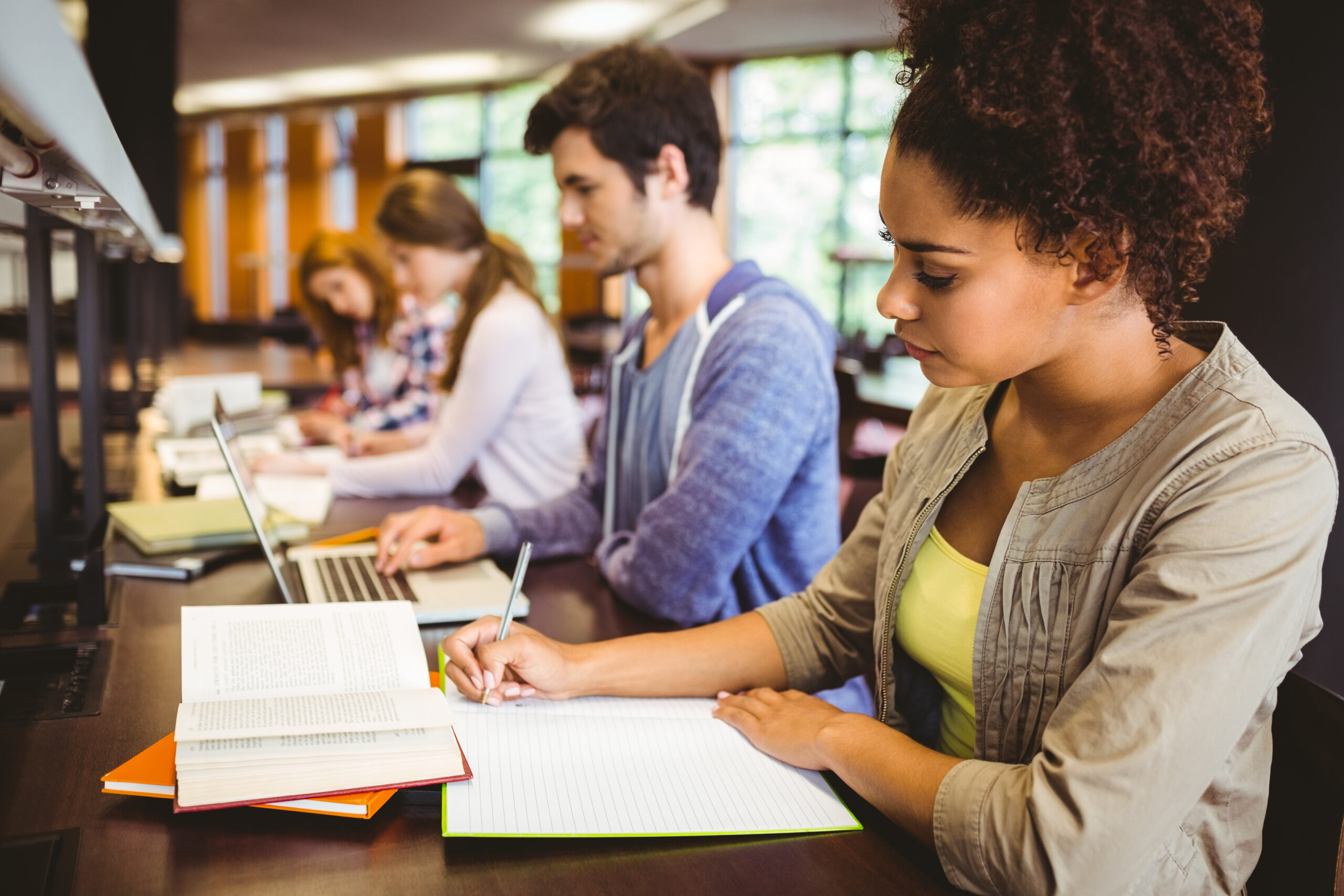 como ir estudar e trabalhar no exterior
