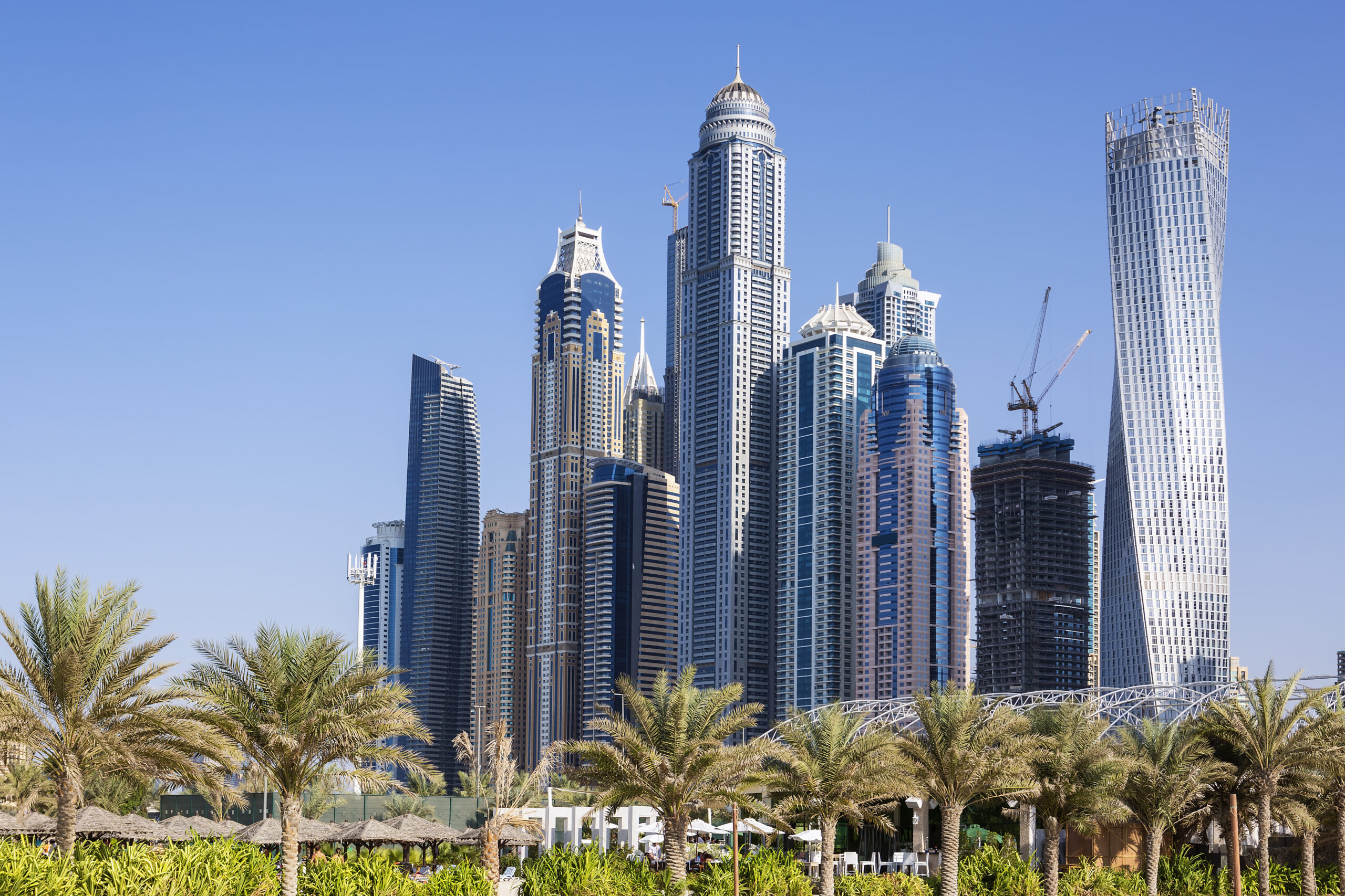 conhecer dubai estudando